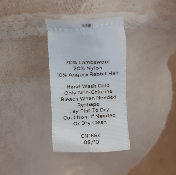 Talbots 70% Wool Argyle Buttondown Cardigan - Picture 6 of 6